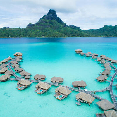 Overwater Bungalow - Bora Bora